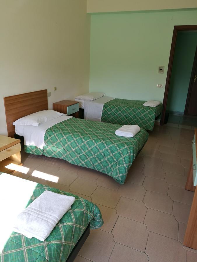 Hotel Royal Cattafi San Filippo del Mela Extérieur photo